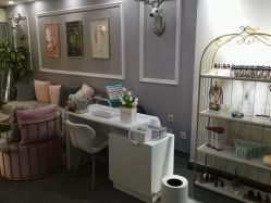 -YooMee优美智能科技美肤机构