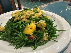 -乡村馕坑肉·烧烤·新疆菜·本地人更爱吃(阿勒泰首店)