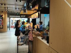 -麦当劳(中山公园龙之梦店)