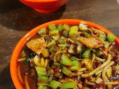 -玲玲米粉·新疆现炒米粉(大十字总店)