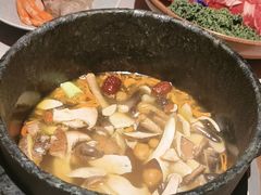 -芸山季·云南山珍菌火锅(人民广场来福士店)