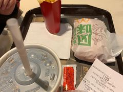 -麦当劳(友谊路得来速店)