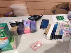 -4iNLOOK美瞳店(中山公园龙之梦店)