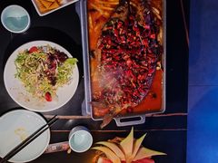-粉墨特色菜·烧烤音乐酒馆