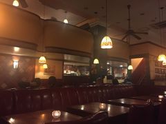 -玛格萝妮比萨屋(四平店)