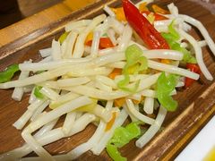 -隔壁老王·家常云南菜(花巷店)