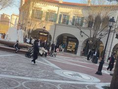 -Longchamp(佛罗伦萨小镇奥特莱斯店)