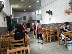 大堂-雷祖芳老妈蹄花店