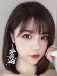 -时尚殿堂明星门店