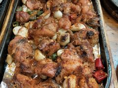 -老东镇啤酒屋海鲜加工·蒸汽海鲜·海鲜烧烤(台东店)