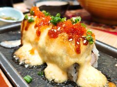 火焰芝士三文鱼卷-鱼民·现造寿司(育德店)