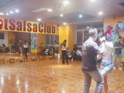 -HOT SALSA舞蹈俱乐部