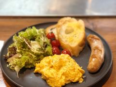 美式拼盘-明谦·Coffee&Cocktail Bar(美您公园店)