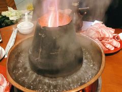 -洞庭洲·防空洞火锅·烧烤·铜锅涮肉(新百广场店)