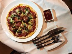 -三亚湾海居铂尔曼度假酒店