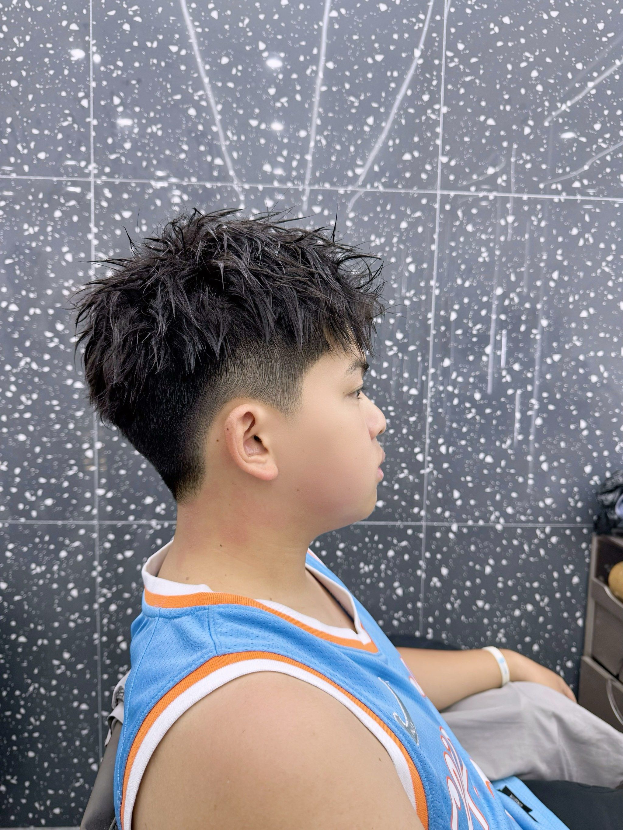 男孩潮流发型