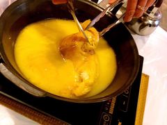 -鲜入围煮花胶鸡海鲜火锅