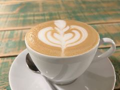 枫叶拿铁-Cafe Alice咖啡爱丽丝(奥城店)