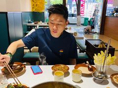 -贵府酸汤牛肉火锅·贵州老字号(飞山街店)