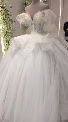 -艾米丽婚纱礼服