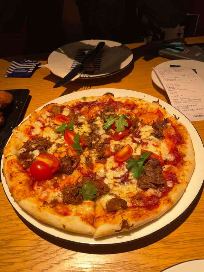 比萨玛尚诺(天环广场店)-"团购套餐的,六个人吃的饱饱的,最喜欢pi.