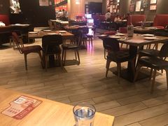大堂-必胜客(新中纬店)