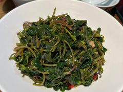 -黄泥岗·地道湖北菜(奥特莱斯店)