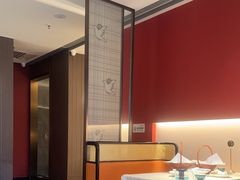 -鸽子侯·家宴·平价海鲜(绿地店)