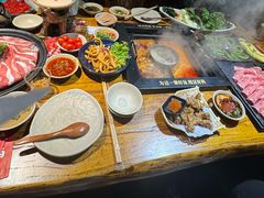 -老牌坊云南鱼豆花火锅(爱建店)