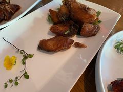 上海本帮熏鱼-上海小南国(正大店)