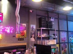 大堂-豚豚家돈돈가韩国锅盖烤肉(新北万达店)
