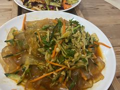 -三江鱼东北特色铁锅炖(骆驼店)