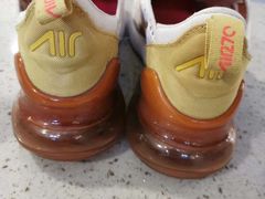 -莱靓奢侈品洗护改衣店(新世界百货崇文店)