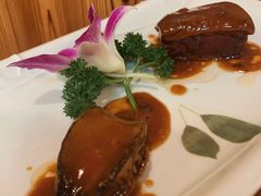 浇汁鲍鱼-老东镇啤酒屋海鲜加工·蒸汽海鲜·海鲜烧烤(台东店)