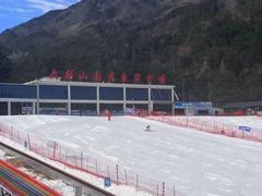 -大别山南武当滑雪场
