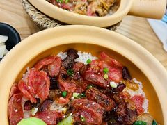 -煲仔皇腊味煲仔饭(经四万达店)