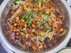 -周良天山牛杂城(天山路总店)