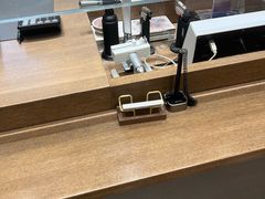 -华夏典当行(龙德广场店)