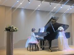 -朗韵钢琴学校(中环金界店)