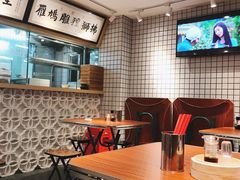 大堂-撚手食堂·传统粤菜(珠江新城店)