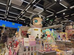 -泡泡玛特POPMART(侨福芳草地店)