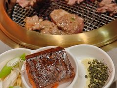 -黑金·寻焰自助百汇(中街店)