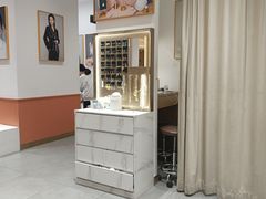 -海马体照相馆(万菱汇店)