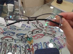 -罗创丹阳眼镜(童卫路店)