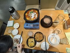 -莲餐厅·湖北菜·藕汤是头牌(愚园路店)
