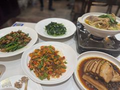 -洈水谣 · 地道荆州松滋菜(菱角湖公园店)