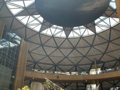 -上海滴水湖皇冠假日酒店