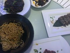 -国际青年会议酒店-苏莱斯餐厅