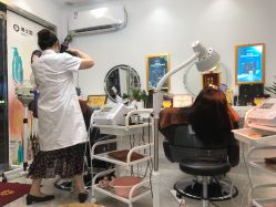 -博士园养发馆