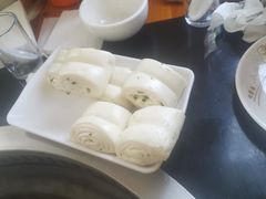 -东北烧烤铁锅炖水库鱼